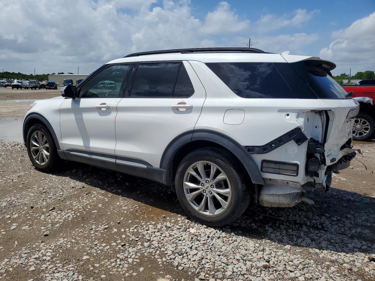 2020 Ford Explorer Xlt - Фото 2