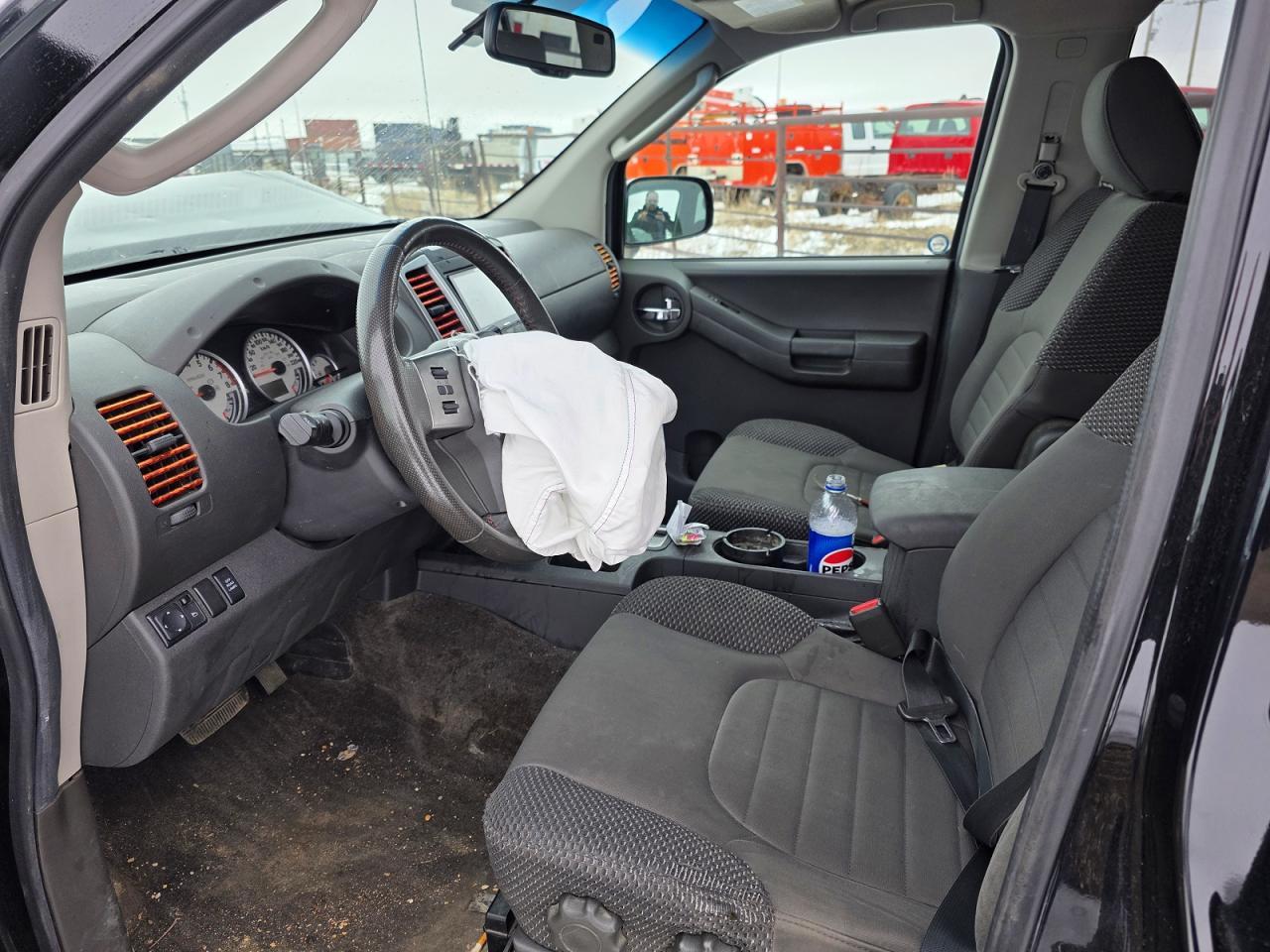 2011 Nissan Xterra - Image 5