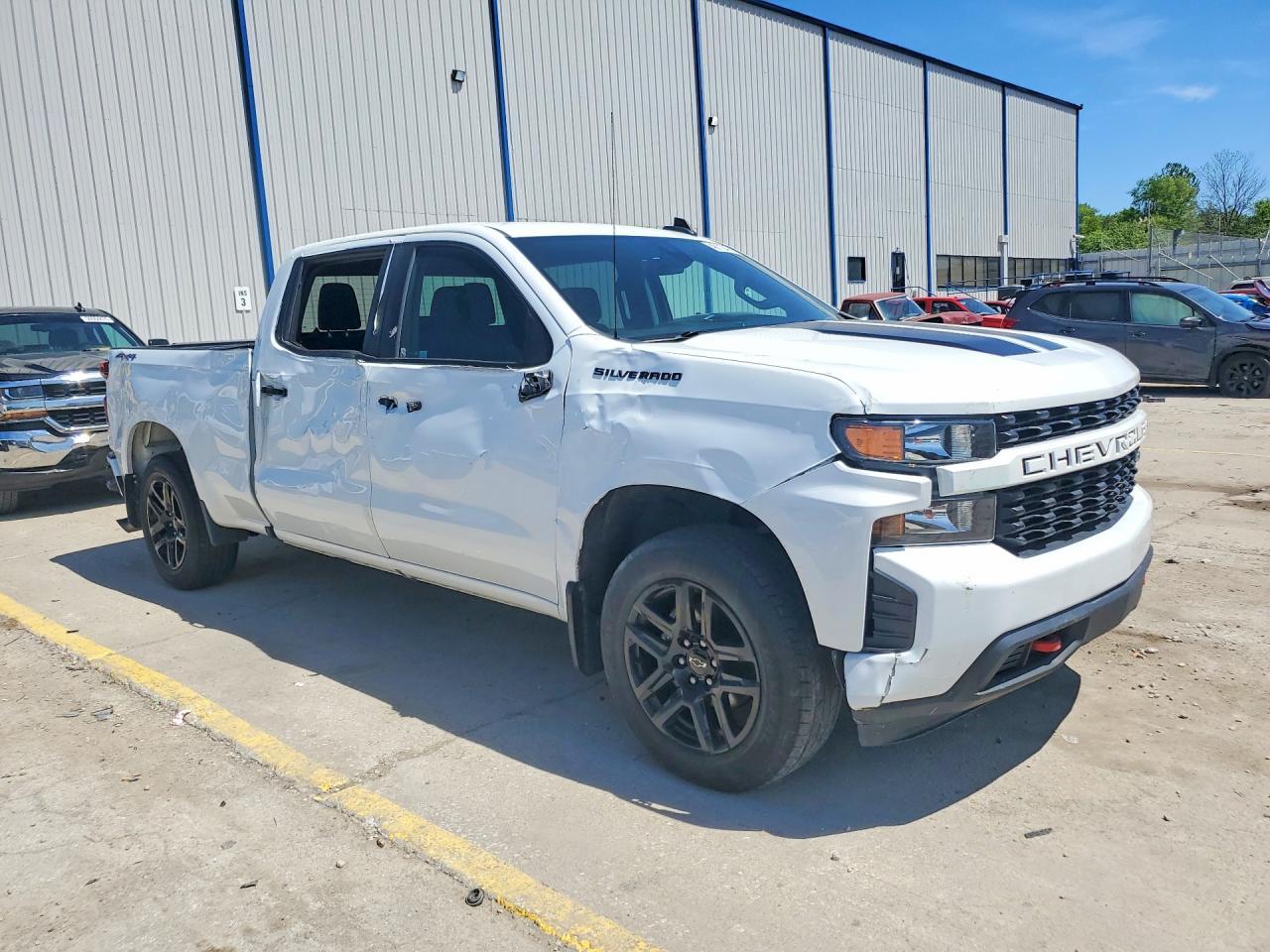 2022 Chevrolet Silverado Ltd K1500 Custom - Image 4