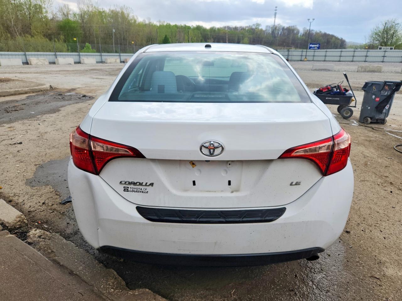 2017 Toyota Corolla Le - Фото 6