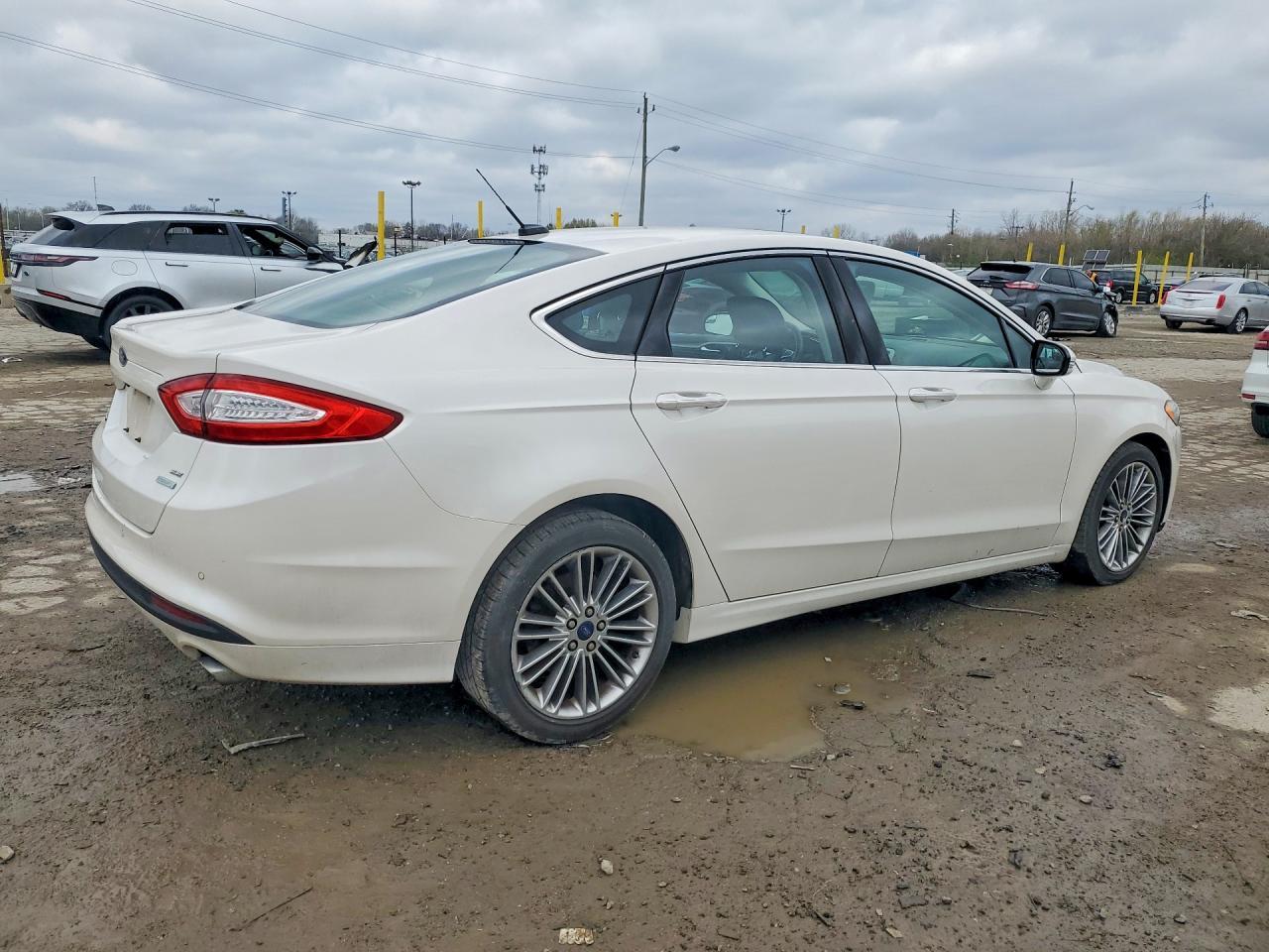 2014 Ford Fusion Se - Image 3