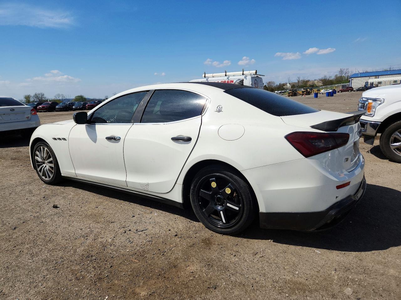 2015 Maserati Ghibli - Фото 2