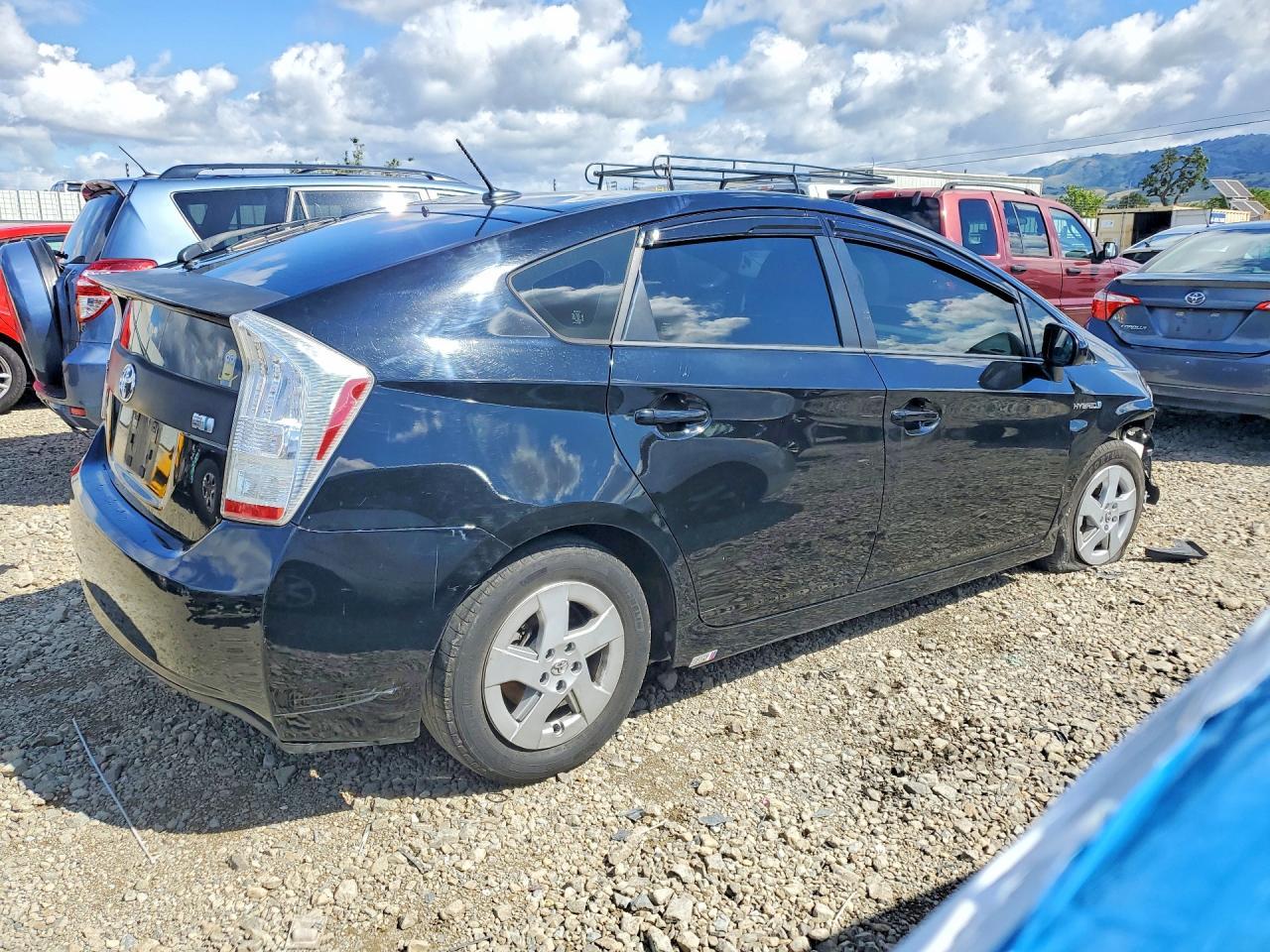 2010 Toyota Prius Iv - Image 3