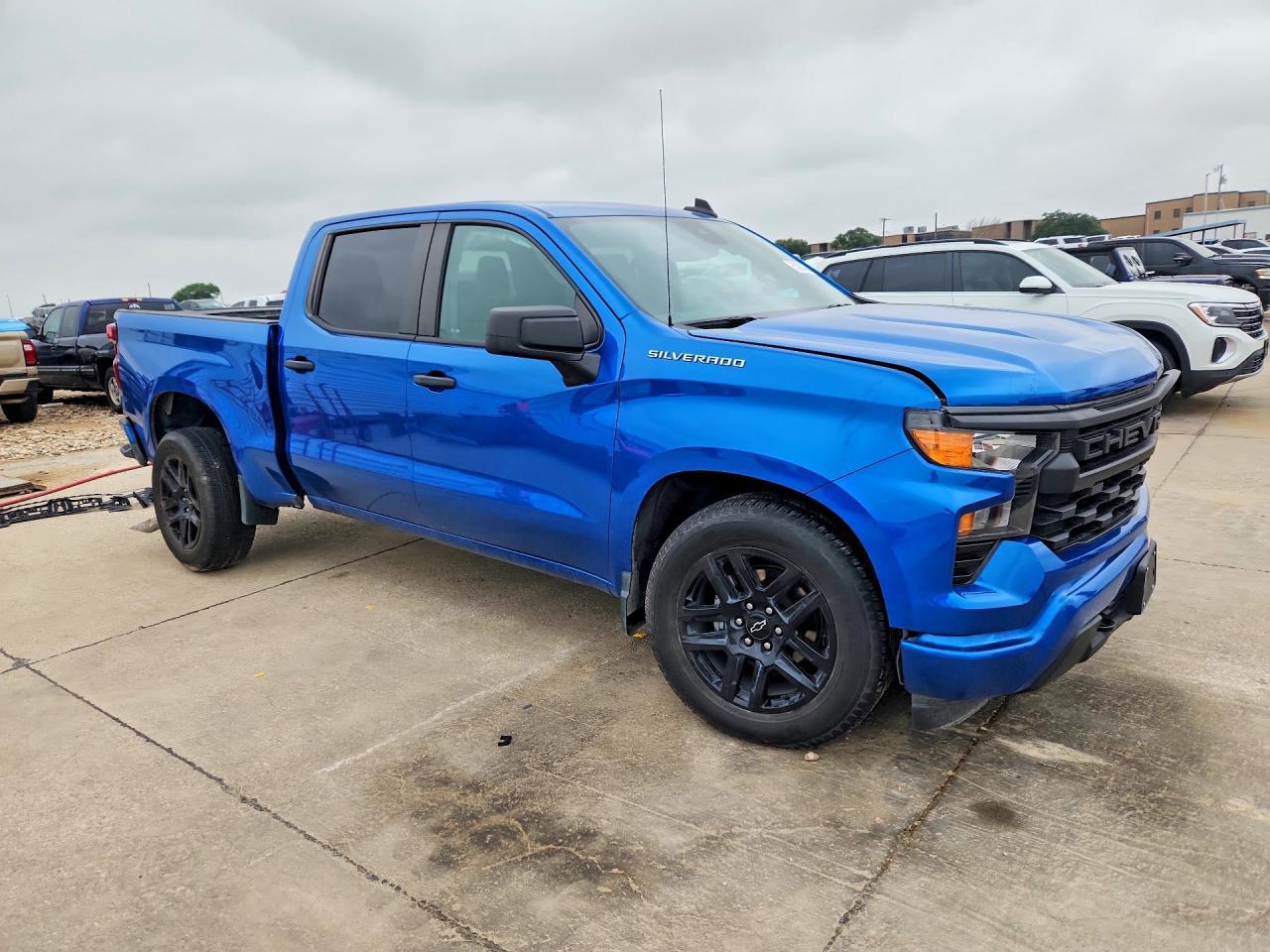 2022 Chevrolet Silverado C1500 Custom - Фото 4