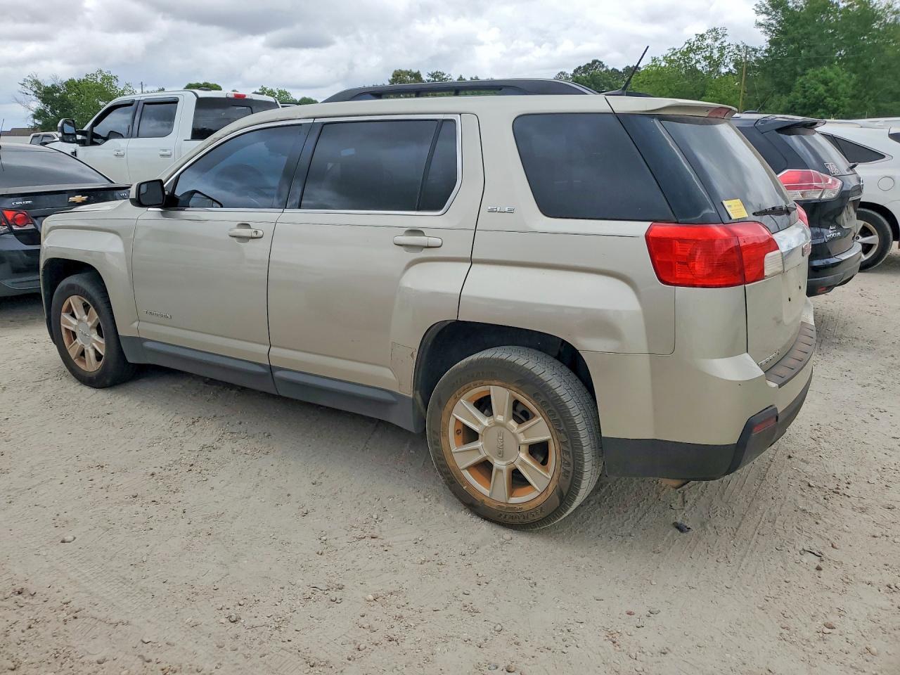 2013 GMC Terrain Sle - Image 2