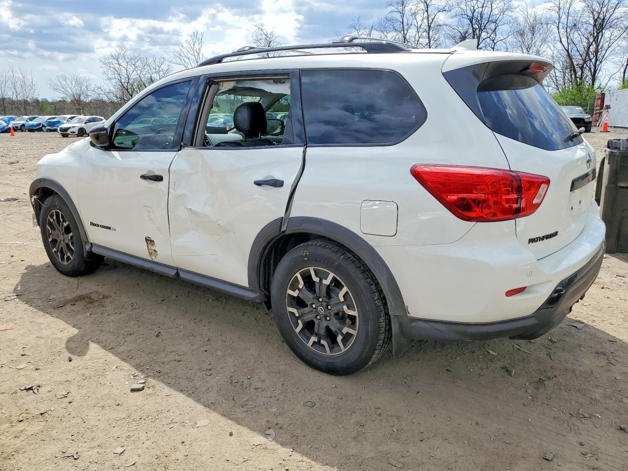 2020 Nissan Pathfinder Sv - Фото 2