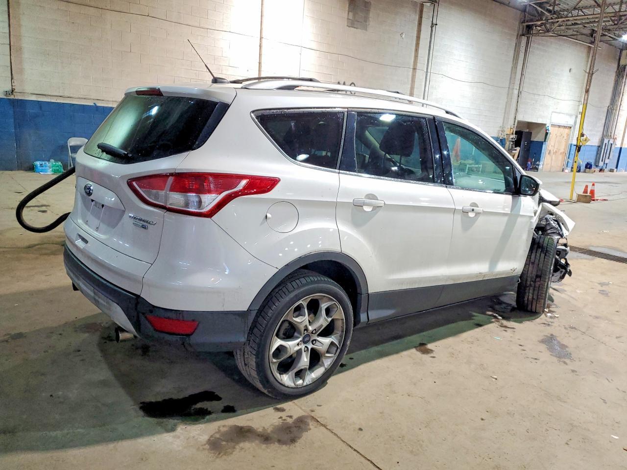 2013 Ford Escape Titanium - Image 3