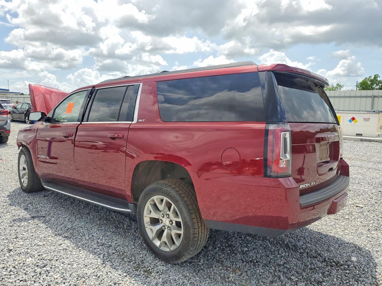 2018 GMC Yukon Xl C1500 Slt - Фото 2