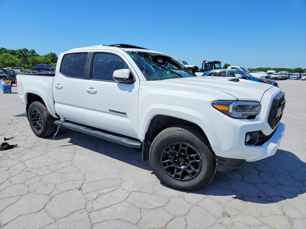 2022 Toyota Tacoma Trd Sport - Image 4