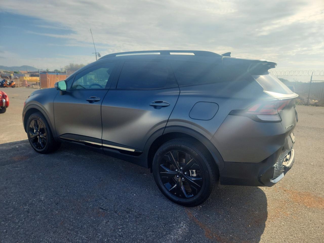 2025 Kia Sportage Plug-In Hybrid X-Line Prestige - Image 2