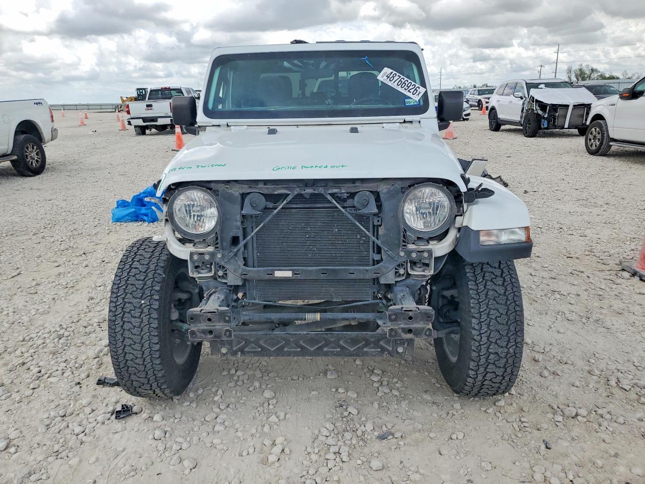 2020 Jeep Gladiator Sport - Фото 5