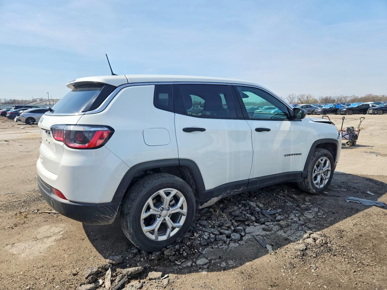 2024 Jeep Compass Sport - Фото 3