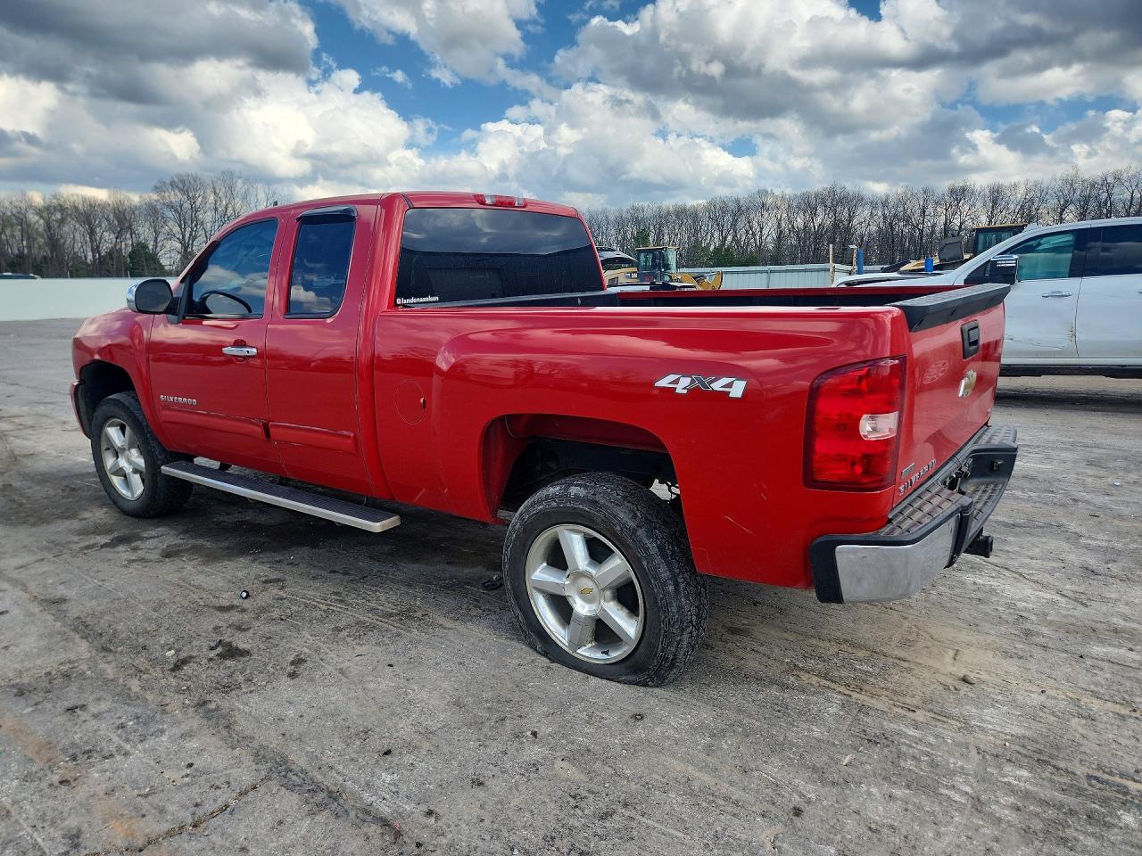 2011 Chevrolet Silverado K1500 Ls - Фото 2