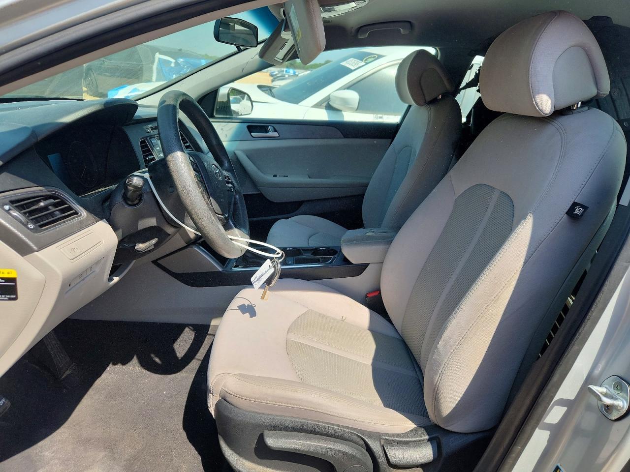 2017 Hyundai Sonata Se - Фото 7