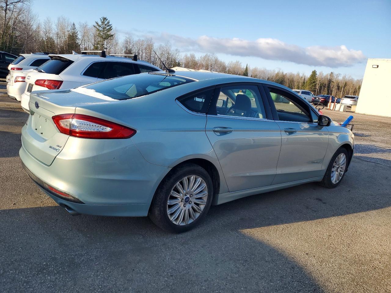 2013 Ford Fusion Se Hybrid - Фото 3