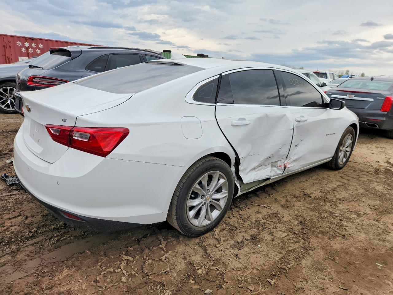 2024 Chevrolet Malibu Lt - Фото 3