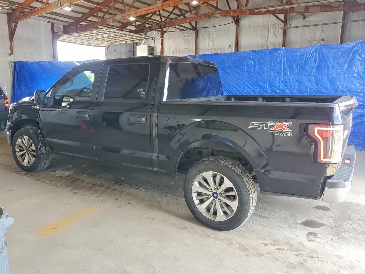 2017 Ford F150 Supercrew - Фото 2