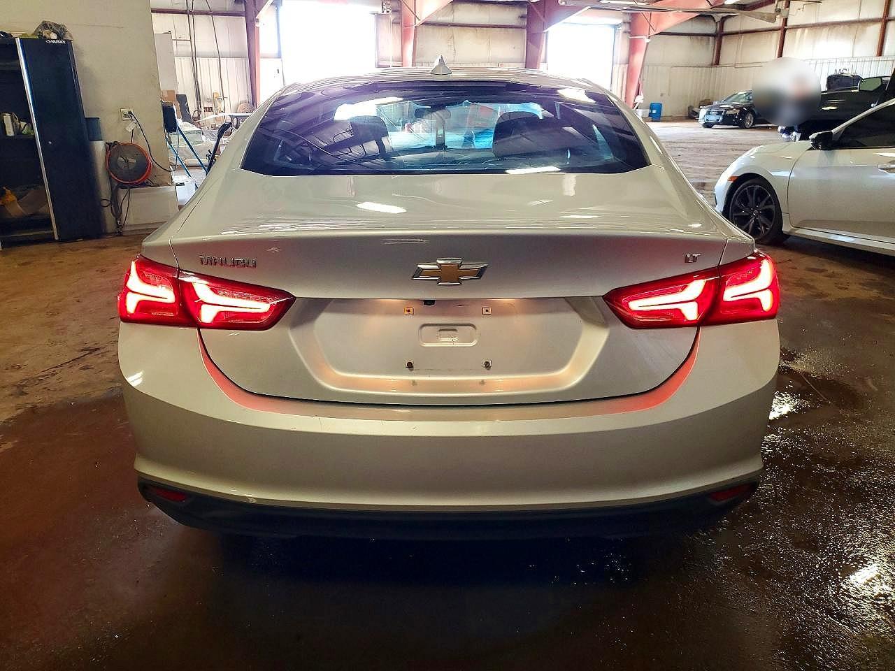 2022 Chevrolet Malibu Lt - Фото 6