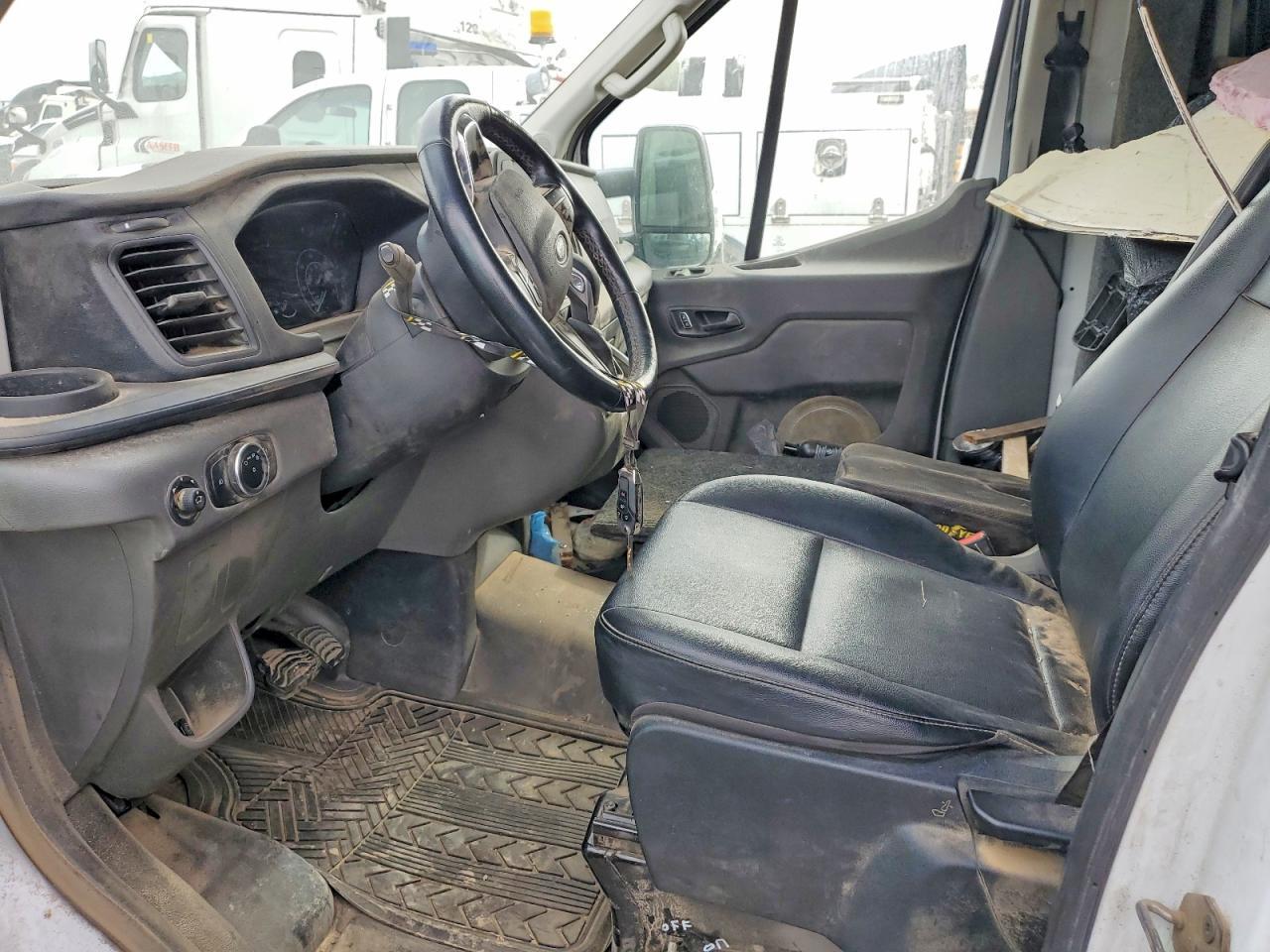 2023 Ford Transit T-350 Delivery Truck - Фото 7