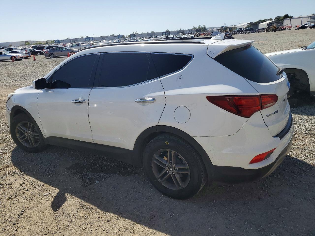 2017 Hyundai Santa Fe Sport 2.4L - Фото 2