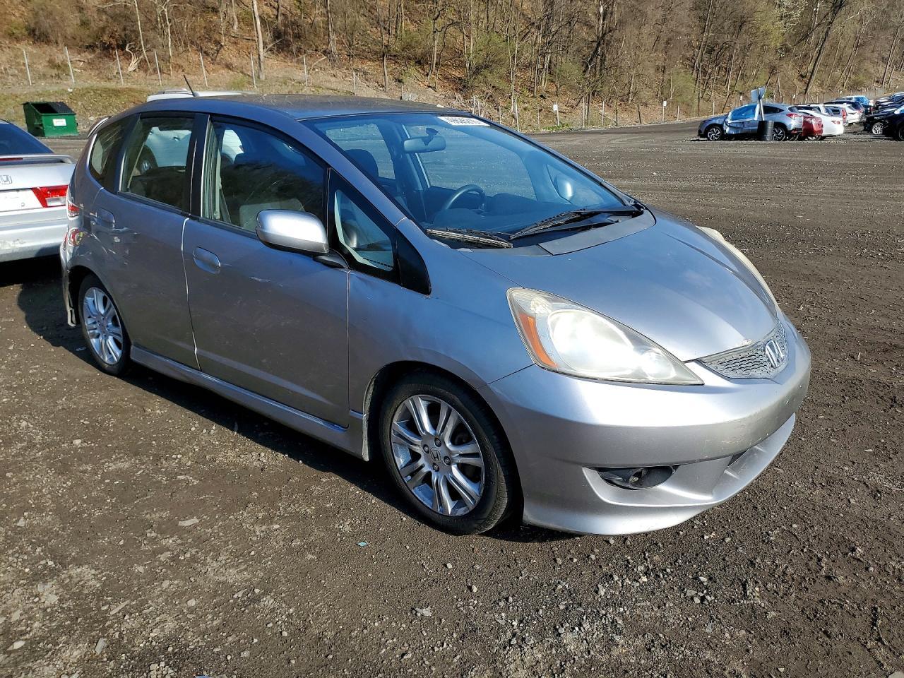 2009 Honda Fit Sport - Image 4