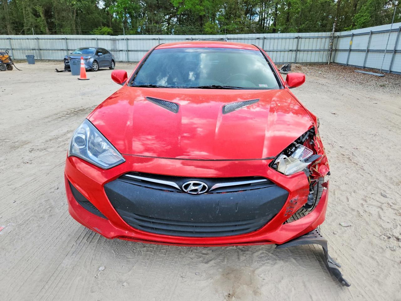 2013 Hyundai Genesis Coupe 2.0T - Image 5