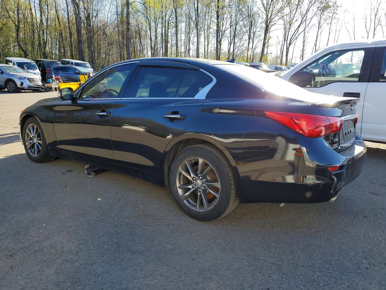 2015 Infiniti Q50 Base - Фото 2