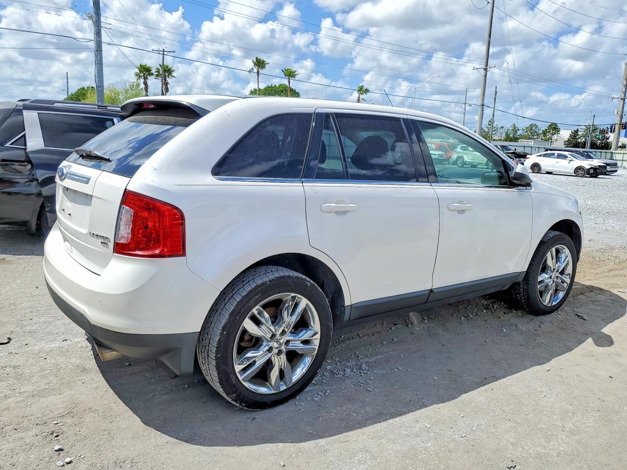 2013 Ford Edge Limited - Image 3
