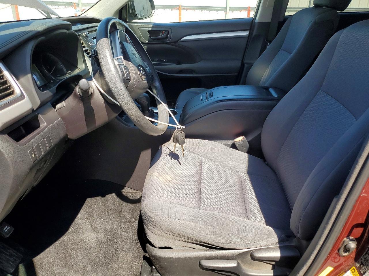 2016 Toyota Highlander Le - Фото 7