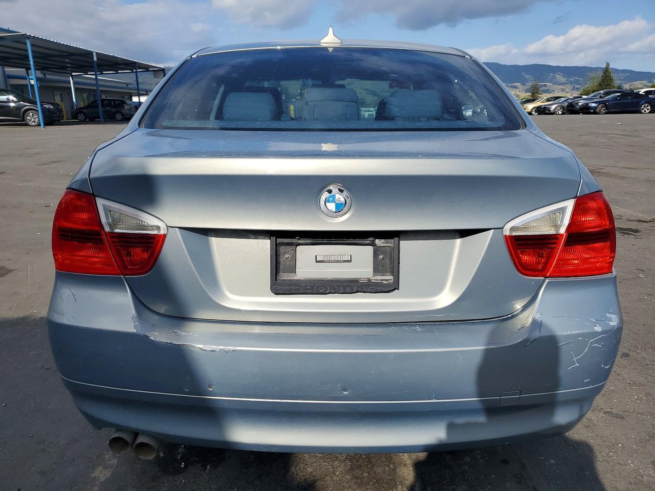 2006 BMW 325 I - Image 6