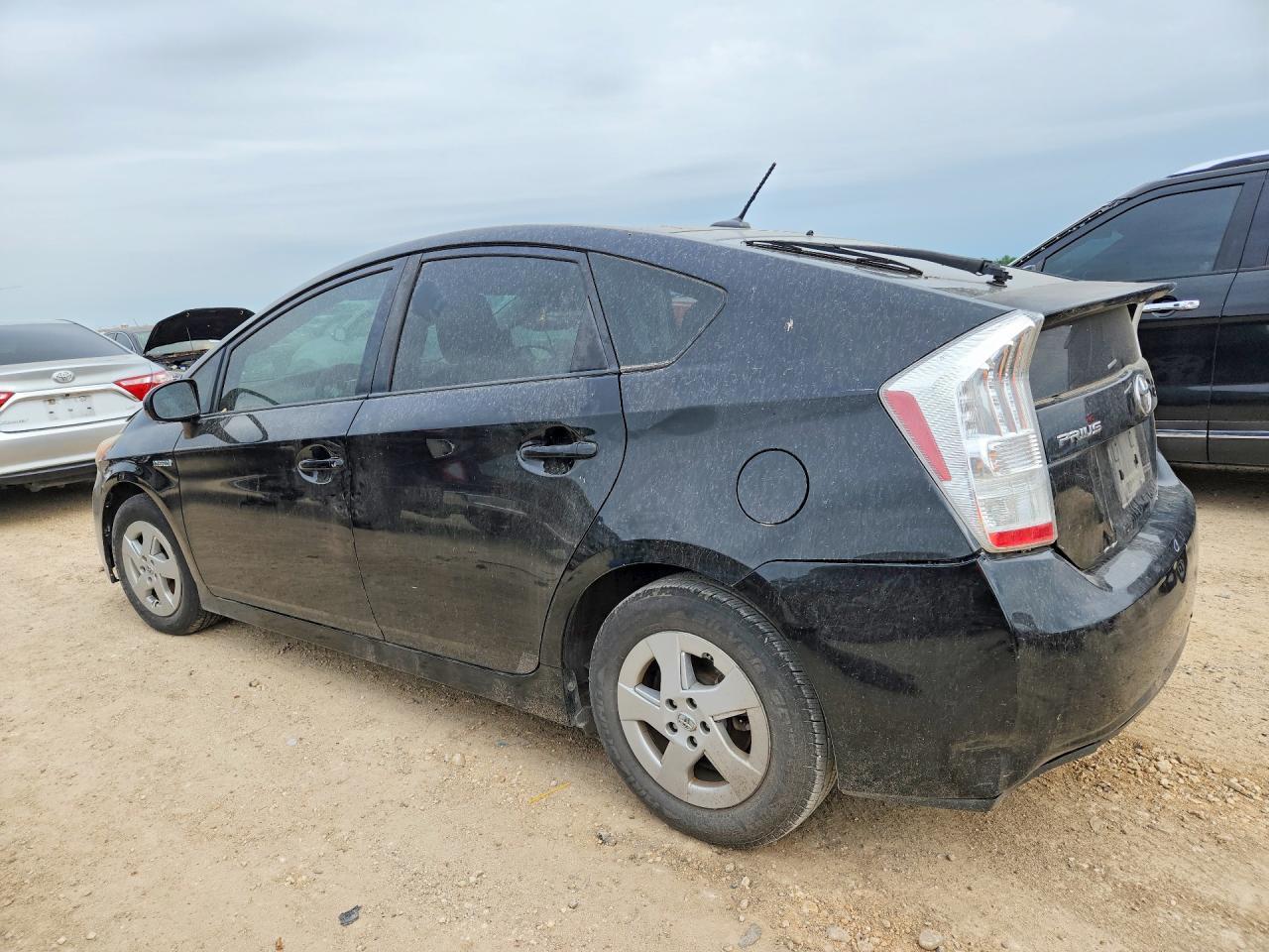 2010 Toyota Prius Ii - Image 2