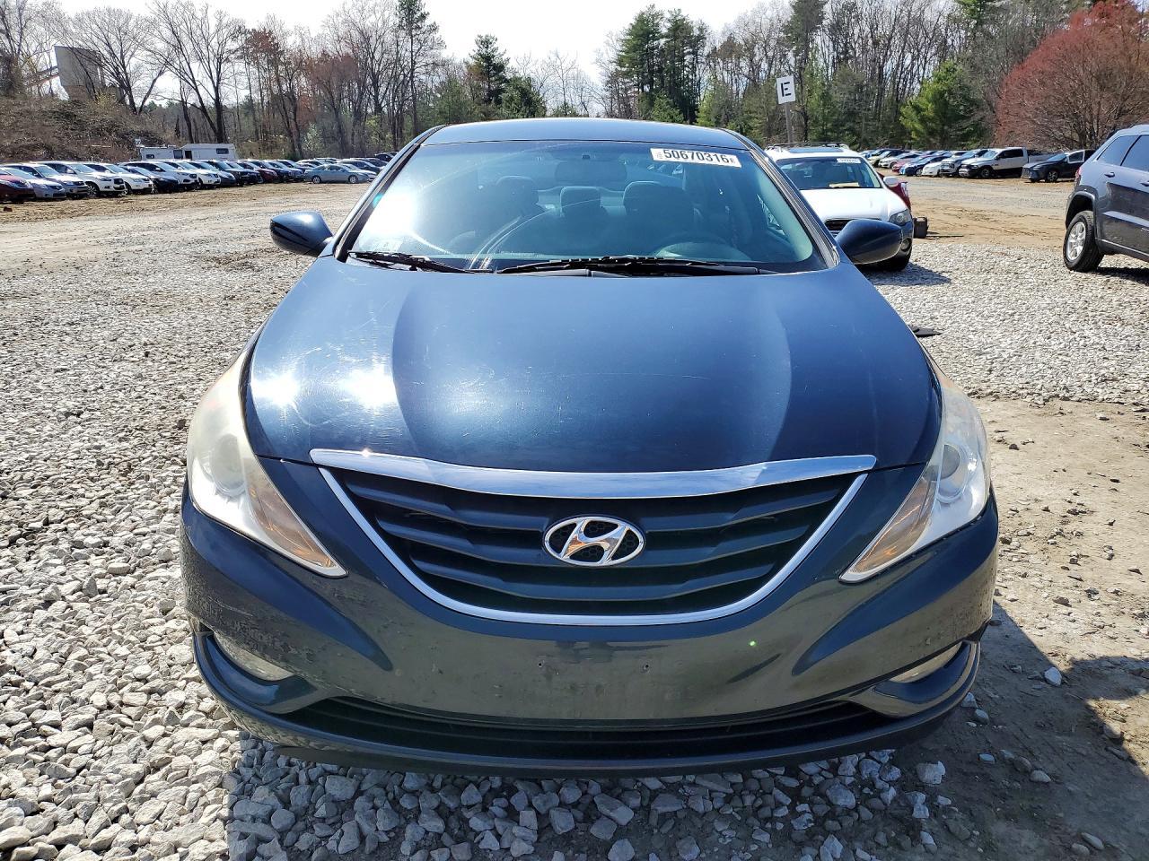 2013 Hyundai Sonata Gls - Image 5