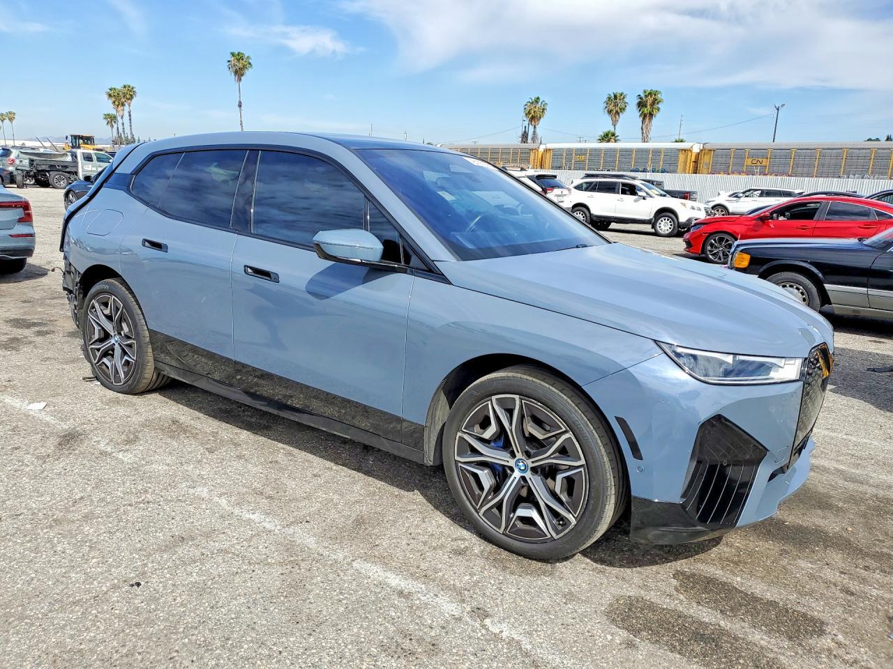 2024 BMW Ix xDrive50 - Фото 4