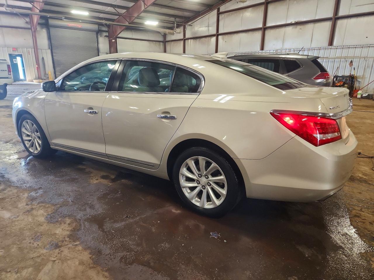 2015 Buick Lacrosse - Фото 2