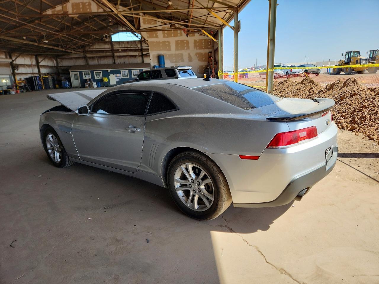 2015 Chevrolet Camaro Ls - Фото 2