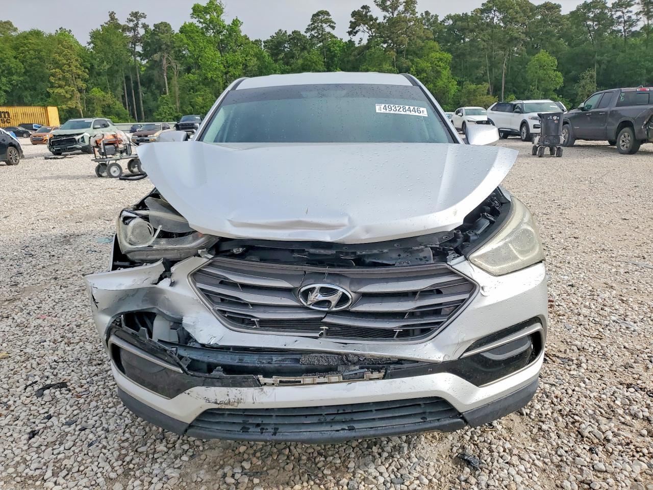 2017 Hyundai Santa Fe Sport 2.4L - Image 5