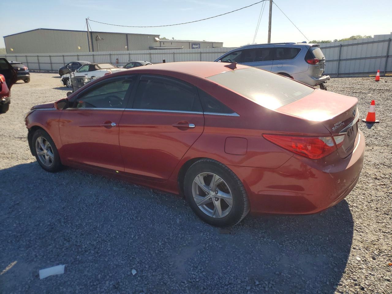 2013 Hyundai Sonata Gls - Image 2