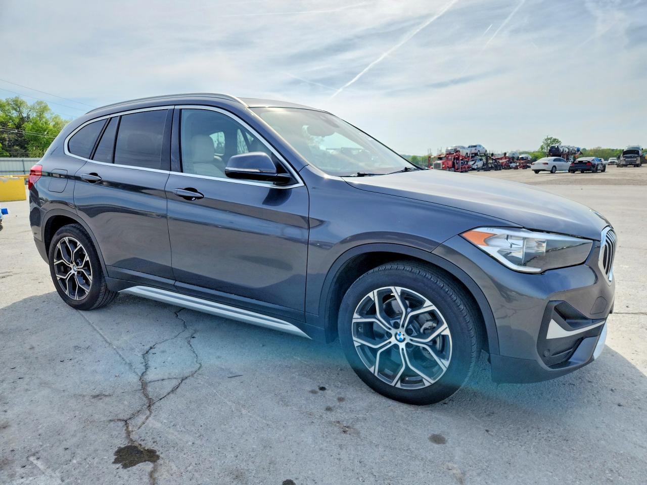 2021 BMW X1 xDrive28I - Фото 4
