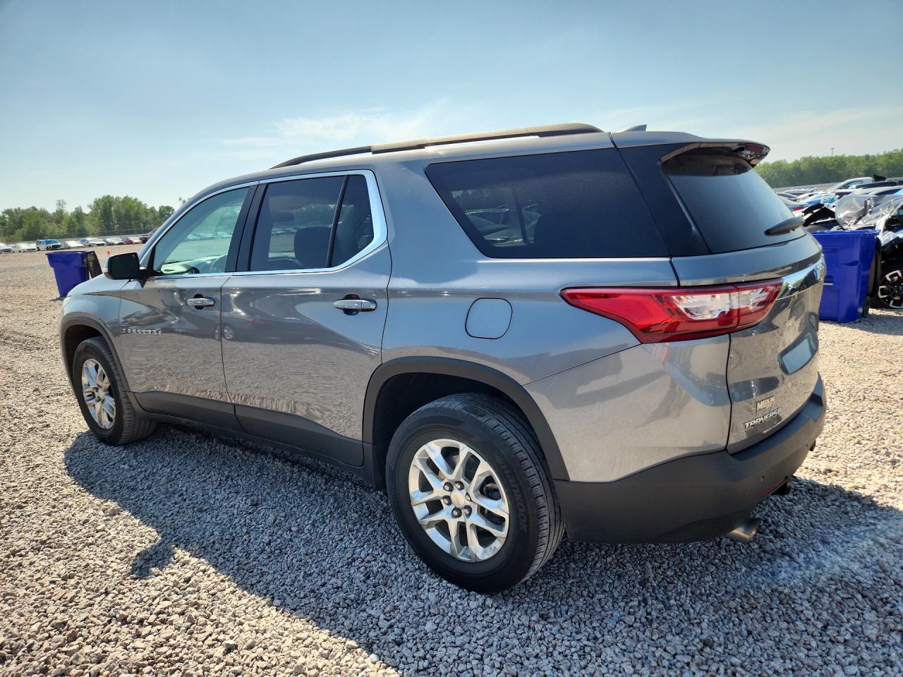 2021 Chevrolet Traverse Lt - Image 2