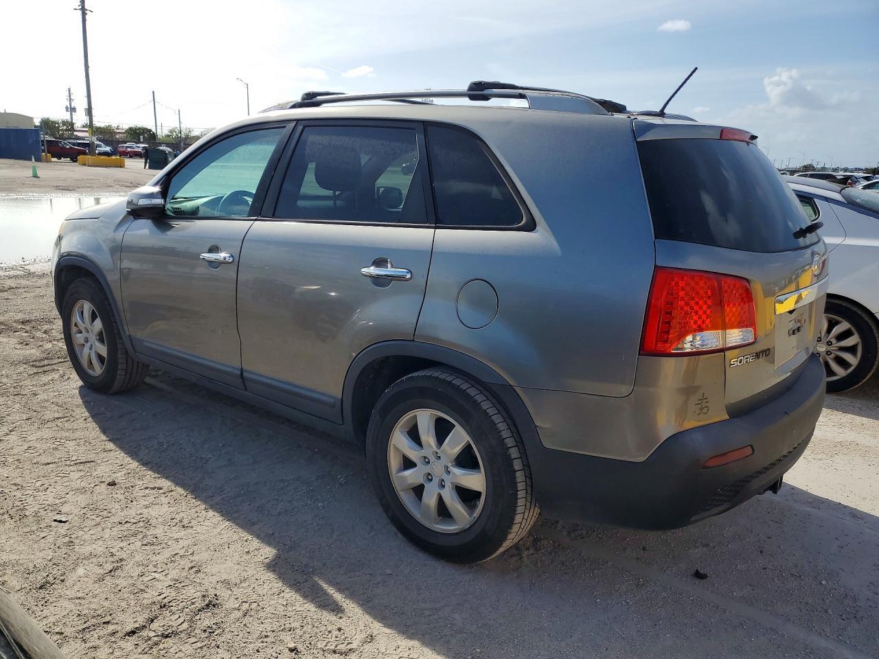 2012 Kia Sorento Lx - Фото 2