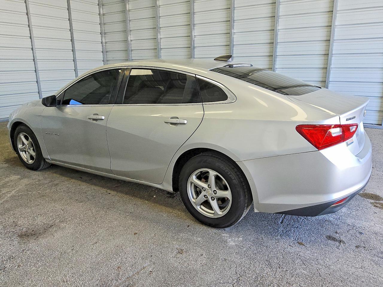 2018 Chevrolet Malibu Ls - Image 2