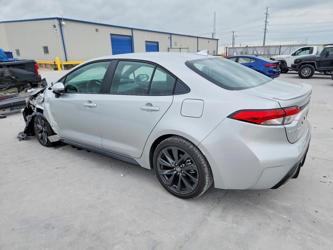 2026 Toyota Corolla Se - Фото 2