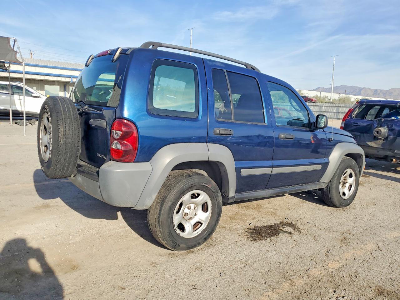 2005 Jeep Liberty Sport - Image 3