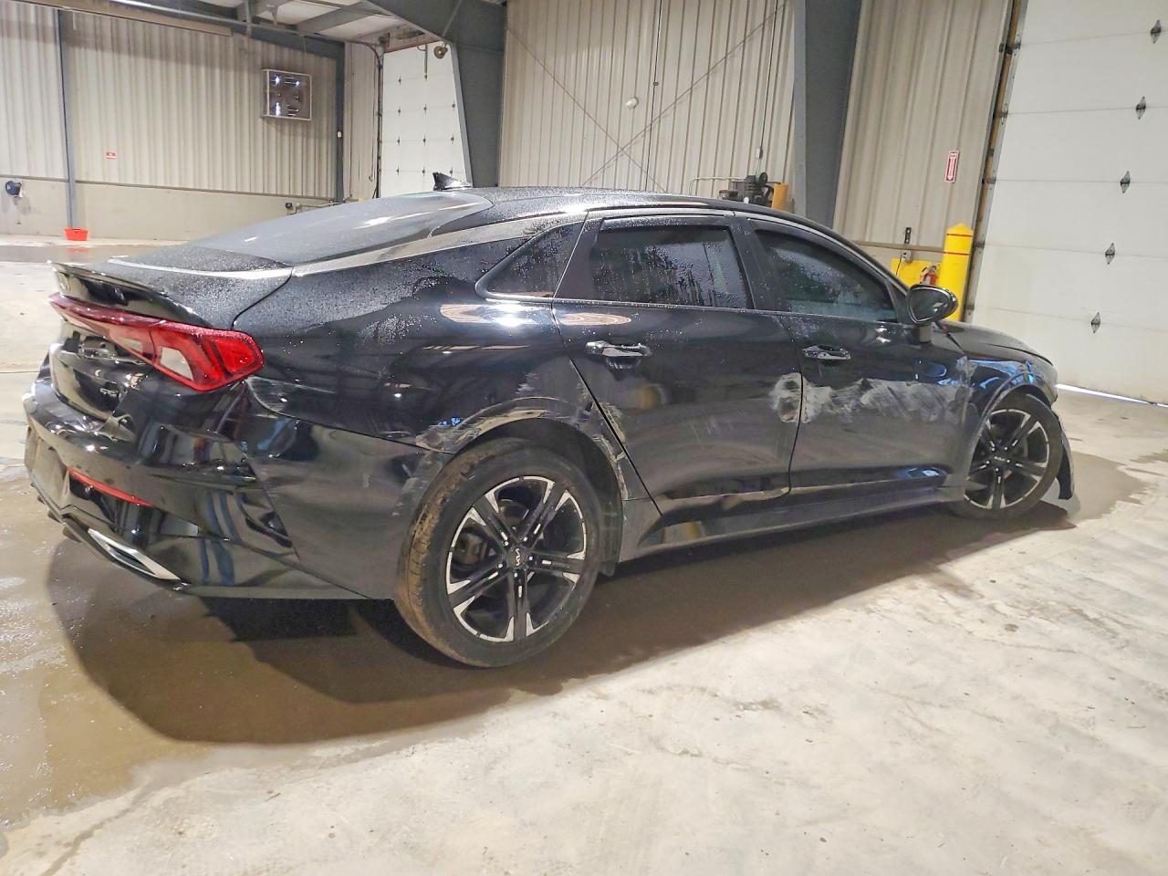 2022 Kia K5 Gt Line - Image 3