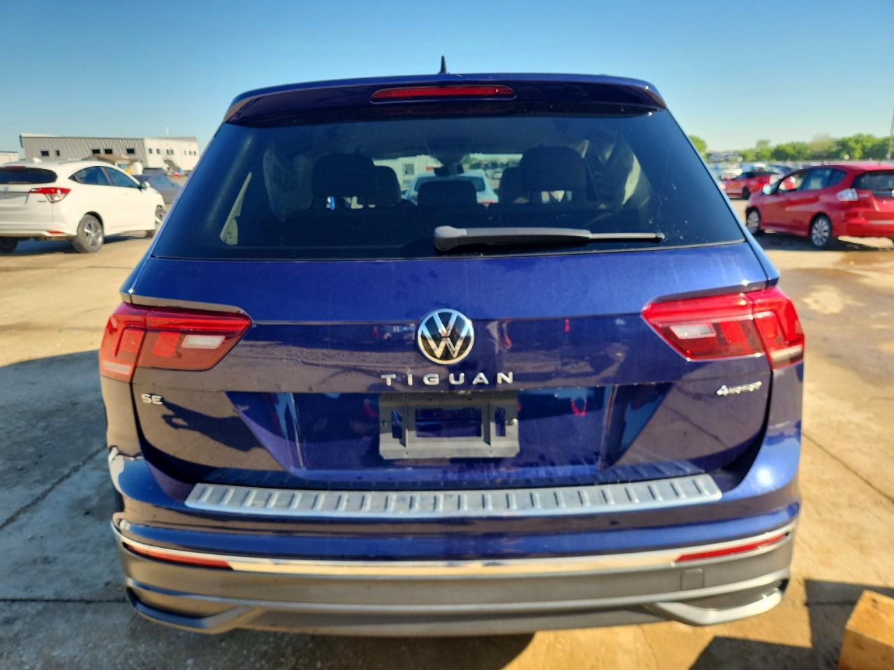 2022 Volkswagen Tiguan Se - Фото 6