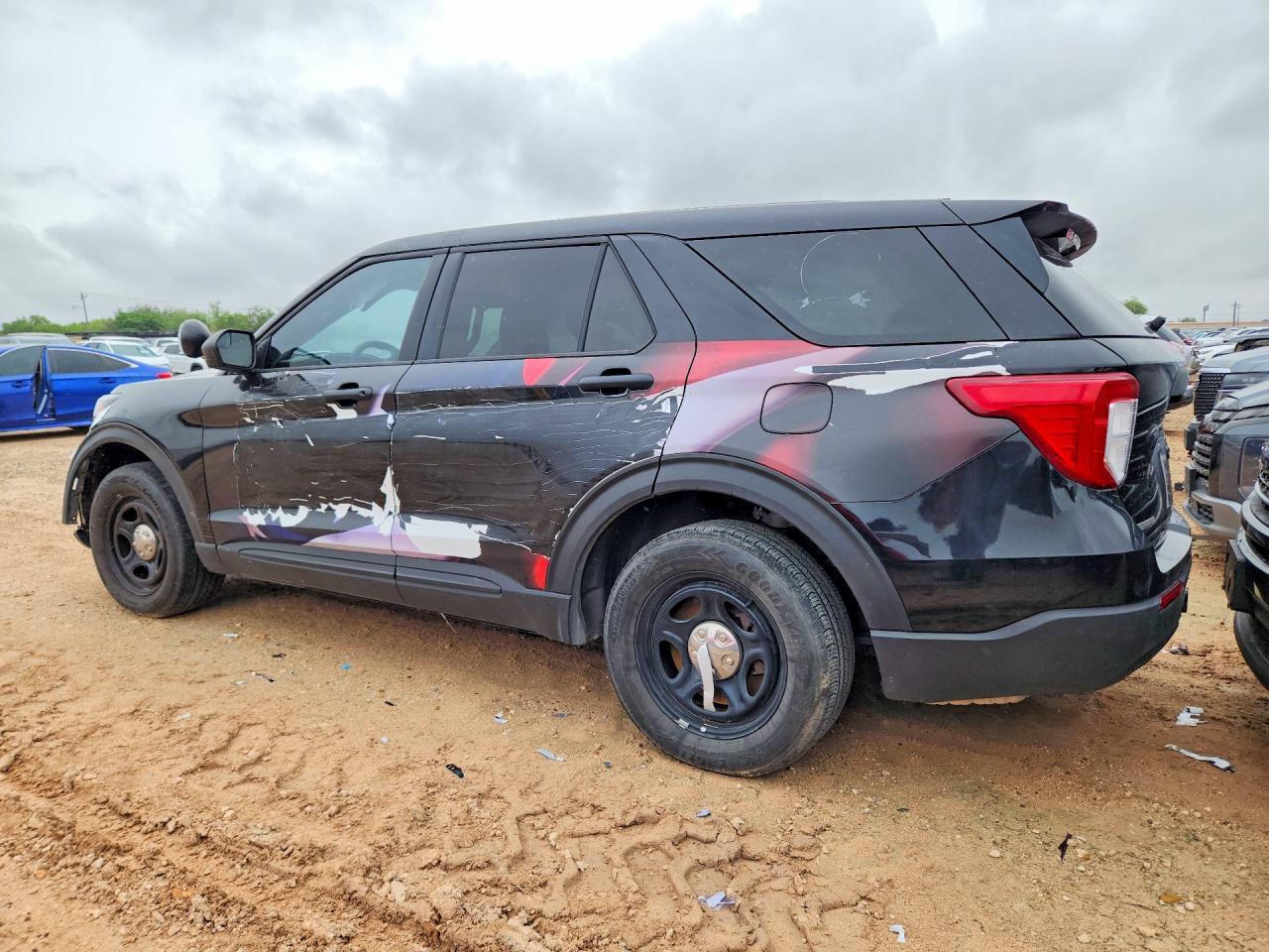2023 Ford Explorer - Image 2
