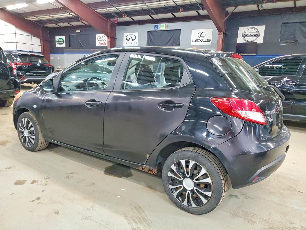2013 Mazda Mazda2 - Фото 2
