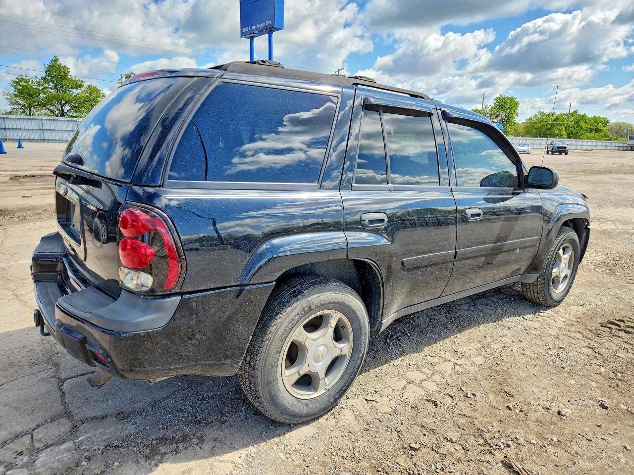 2007 Chevrolet Trailblazer Ls - Image 3