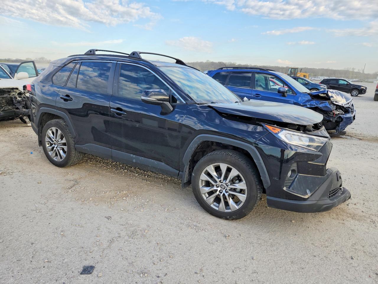 2021 Toyota Rav4 - Image 4