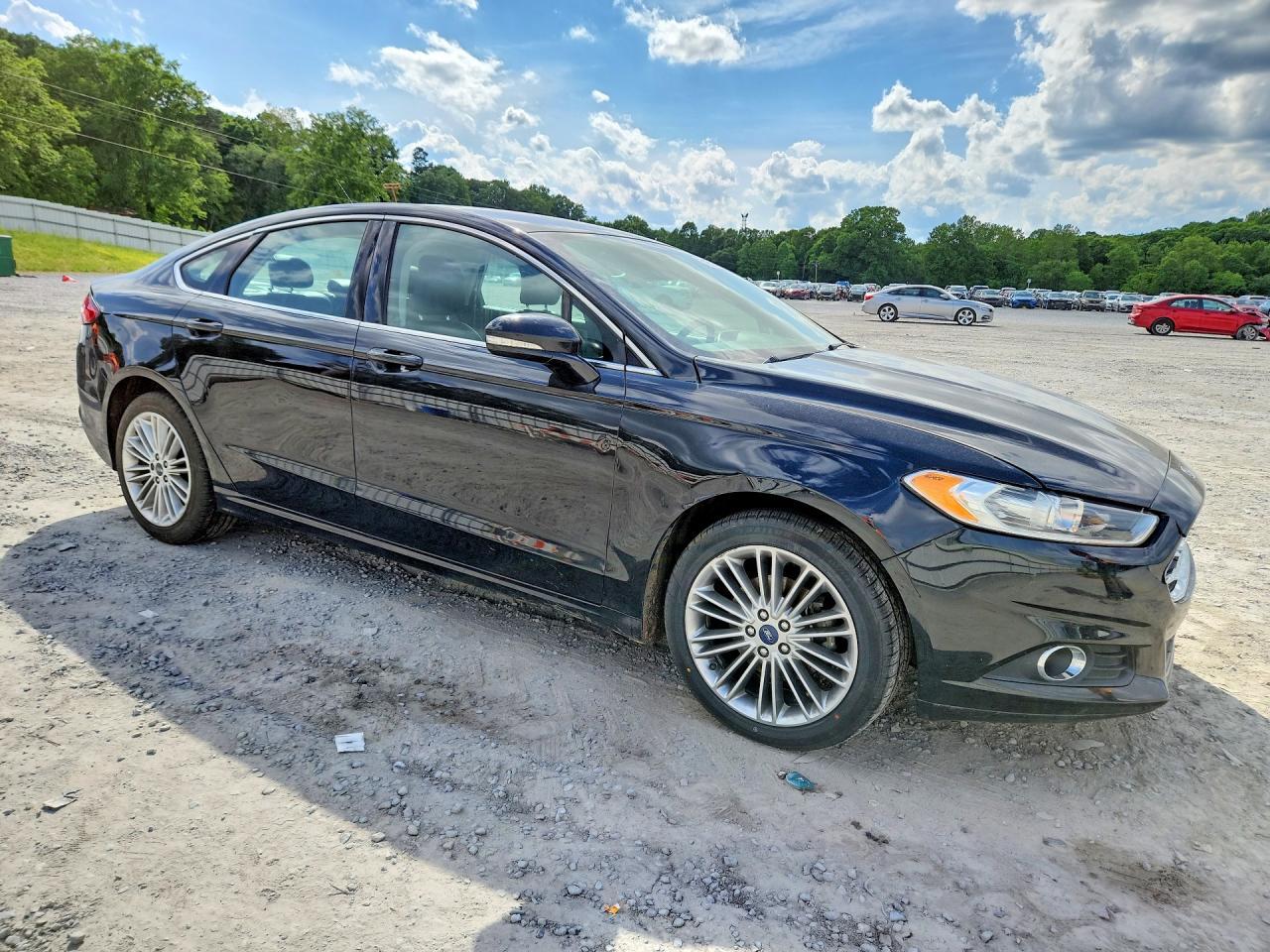 2016 Ford Fusion Se - Фото 4